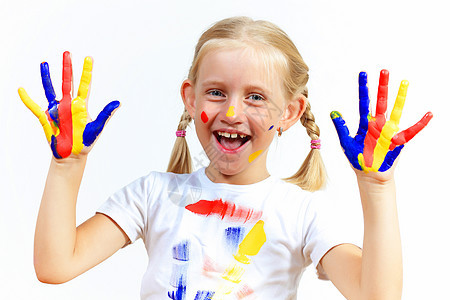手上涂着油漆的幸福的孩子手指艺术家艺术品幼儿园女孩创造力工艺喜悦童年教育图片