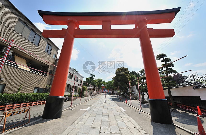 木制门人行道红色宗教神道走廊寺庙历史城市神社旅游图片