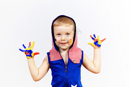 手上涂着油漆的幸福的孩子乐趣快乐艺术画家手指喜悦幼儿园童年教育指纹图片
