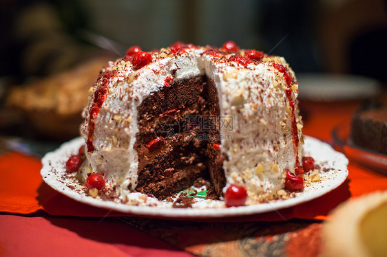 黑森林蛋糕菜肴巧克力庆典坚果冰镇鞭打管道小雨中心食物图片