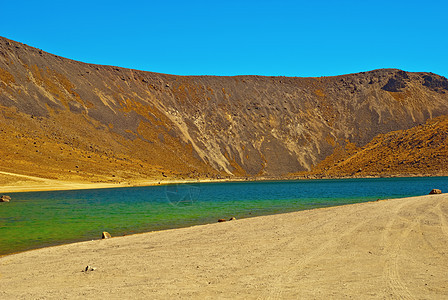 墨西哥托卢卡附近的老火山陨石目的地岩石旅行图片