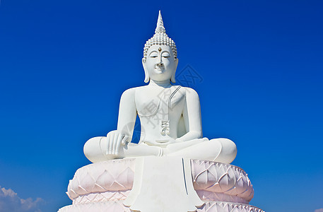 白大佛像在泰国地标建筑学寺庙旅行佛教徒上帝古董艺术活力蓝色图片