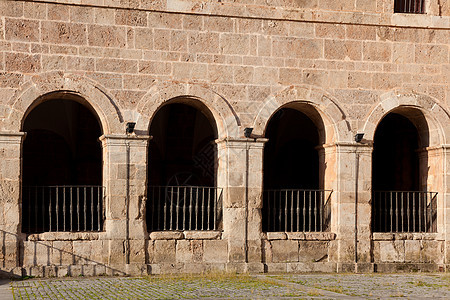 尤索修道院 圣米兰德拉科戈拉 拉里奥哈 西班牙遗产宗教建筑学历史建筑旅游旅行晴天拱门历史性图片