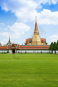 曼谷大宫殿中的泰国寺庙图片