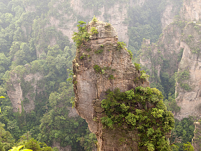 张家吉的岩石山遗产公吨柱子化身石头悬崖岩溶国家风景公园图片