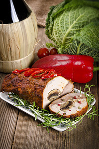 肉牛肉橄榄猪肉炙烤红色香料饮食烹饪胡椒蔬菜辣椒烧烤图片