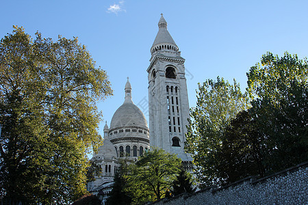 巴黎Montmartre圣心巴西公司胭脂旅行天空历史性景点游客建筑教会楼梯寺庙图片
