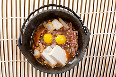 有蛋的牛肉饮食营养食物碎肉传统美食烹饪盘子熟食餐厅图片