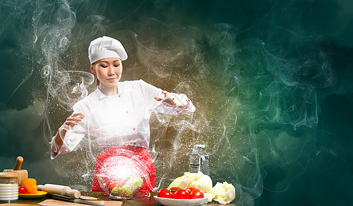 亚洲女性用魔法烹饪面粉蔬菜饮食空气胡椒魅力围裙牛奶女士女孩图片
