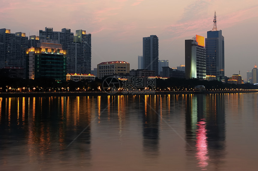 广州市夜景建筑黑色公民场景天空城市商业图片