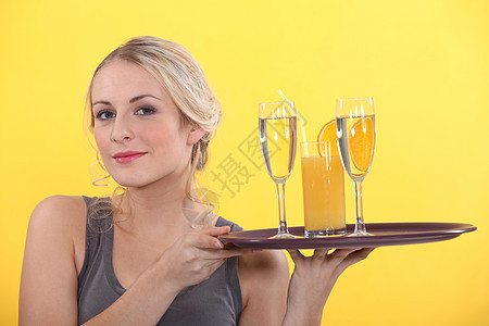 女服务员肖像微笑工作室工作命令员工工作服女士背心黄色餐厅图片