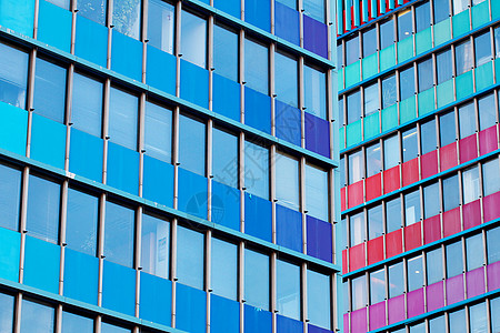 玻璃现代办公大楼背景面的图像商业办公室全景金融反射镜子城市建筑物脚步地面背景图片