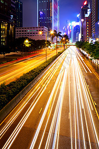 夜间现代城市商业隧道街道线条旅行蓝色市中心交通景观运动图片