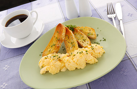 摇篮鸡蛋杯子食物烹饪美食味道飞碟午餐面包韭菜草药图片