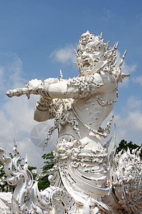 泰国清莱的白殿寺历史性白色旅游风景艺术建筑宗教雕塑天空佛教徒图片