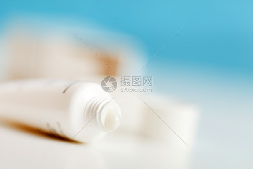 化妆奶油管子粉末温泉白色化妆品盒子魅力女孩们用品女性图片