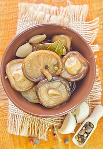 蘑菇香菜生产加油机奶盖饮食小吃美食餐巾橙子森林图片