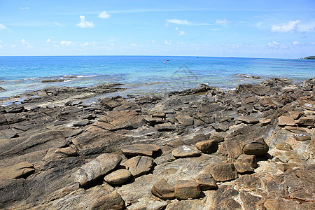 美丽的海景景观 泰国高山萨梅特岛海滩石头冲浪海洋天蓝色天堂场景地平线环境蓝色背景图片