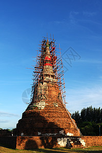 泰国古代瓦特艺术历史建筑文化宗教王国城市历史性金子宝塔图片