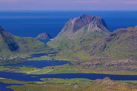 Lofoten 峰顶蓝色山峰全景海岸线海岸海洋湖泊峡湾晴天山脉图片