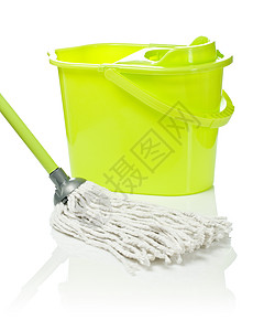 拖把和桶黄色刷子家庭绿色打扫塑料洗涤剂家务白色工具图片