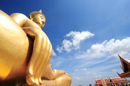 大佛在泰国寺庙里公园园艺宗教文化身体旅游金子佛教徒旅行艺术图片