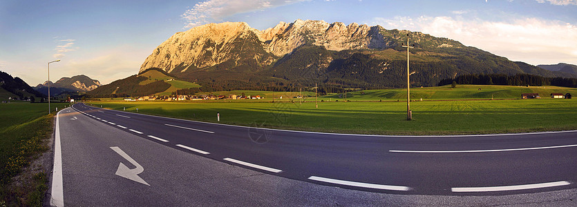 奥地利神像全景图片