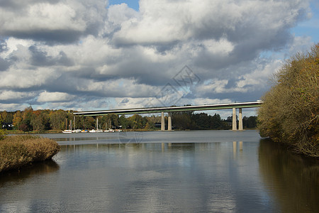 光导力桥梁天空混凝土公路蓝色钢筋交通图片