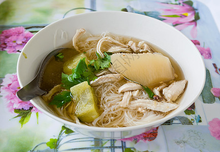 小面汤汤烹饪营养蔬菜葫芦食物传统美食国际猪肉面条背景图片
