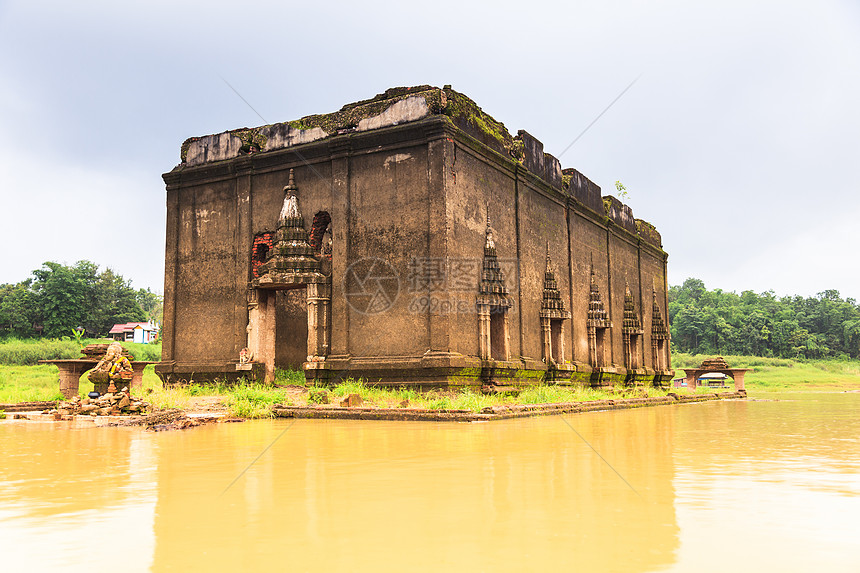水下毁坏寺庙图片