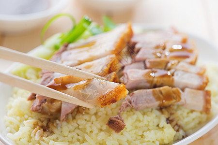 中国烤猪肉大米图片