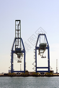 行业港口船运衬垫运输出口海洋货轮贮存商务马赛图片