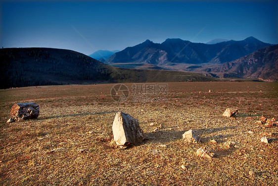 岩石山谷 俄罗斯阿尔泰山顶峰土地旅游地平线地形沙漠死亡环境气候城市图片