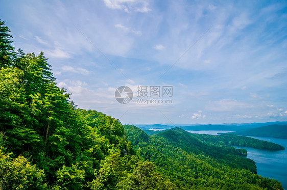 南卡罗来纳湖北州山远景光束公园岩石外表太阳反射旅行峡谷日落图片