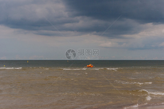 科洛布扎格海滩海鸥天气波浪码头天空下雨鸟类生态晴天海滩图片