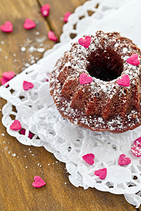 红色红心的小古吉拉乌弗照片贵族蛋糕粉状纸垫糕点心形糖果粉色巧克力图片