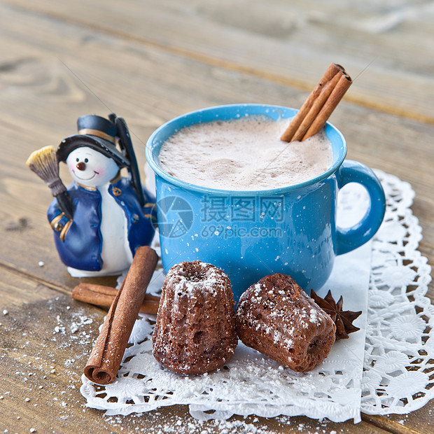 热巧克力加小蛋糕正方形肉桂装饰品巧克力杯子雪人蓝色棉花糖星星星形图片