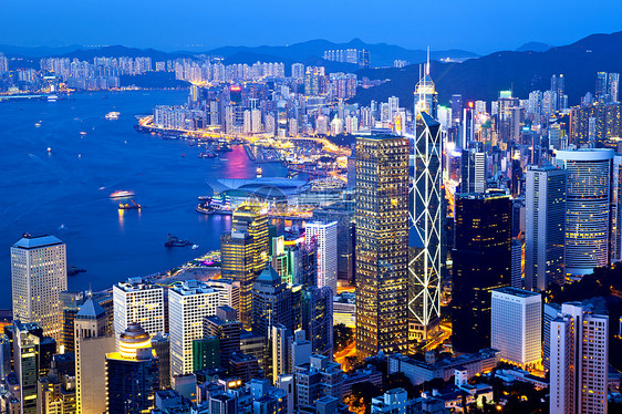 高峰时香港市夜景图片