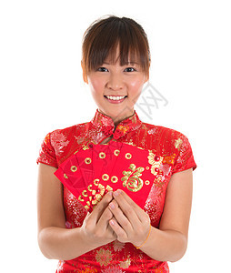 拿着红包的中国青山女孩图片