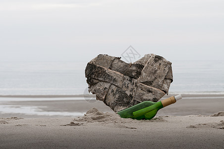 木心和绿瓶绿色海滩天空瓶中信艺术白色笔记图片