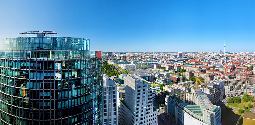 柏林天主教会和电视塔建筑纪念碑天空景观中心广播全景教会国家大教堂图片