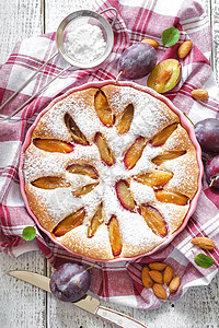 薄饼蛋糕海绵水果蛋糕木头馅饼美食水果派面包蓝色水果面团图片