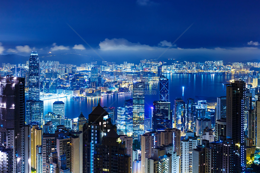 夜里香港市风景天空地标城市建筑办公楼摩天大楼天际商业港口企业图片