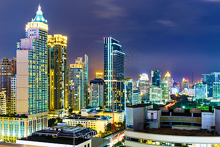 夜间曼谷天线办公楼天际公寓住宅公司建筑办公室商业摩天大楼景观背景图片