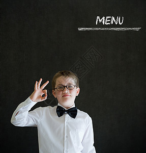 带着粉笔菜单的思考男孩生意男郎商务手绘商业教育老师手势孩子学生餐厅学习图片