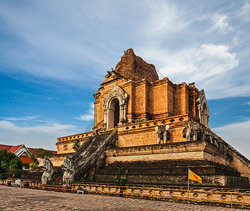 泰国清迈宗教概念寺庙寺院废墟建筑图片