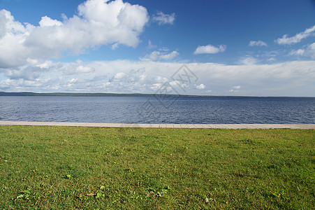 夏季的月舞长廊海景地平线赛跑者旅行跑步边缘海岸场景海岸线图片