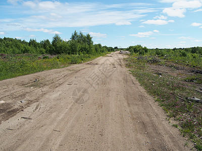 森林道路树木林道孤独耕作土地生态农业草地草原场景图片