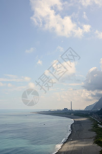 位于海滩的工厂植物海浪港口化工厂燃料管道活力发电机历史环境图片