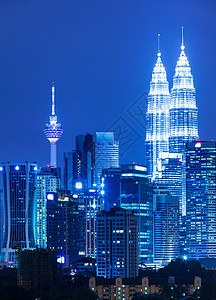 晚上吉隆坡天际公司景观摩天大楼城市双胞胎市容瓜拉商业首都办公室图片